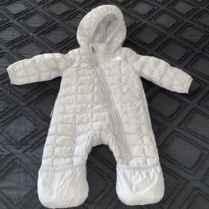 Infants Northface snowsuit